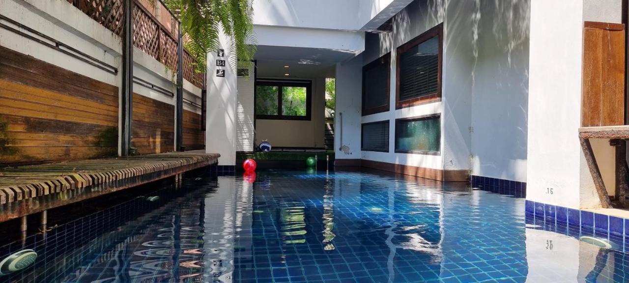 33 Poshtel (Adults Only) Hotel Chiang Mai Exterior foto
