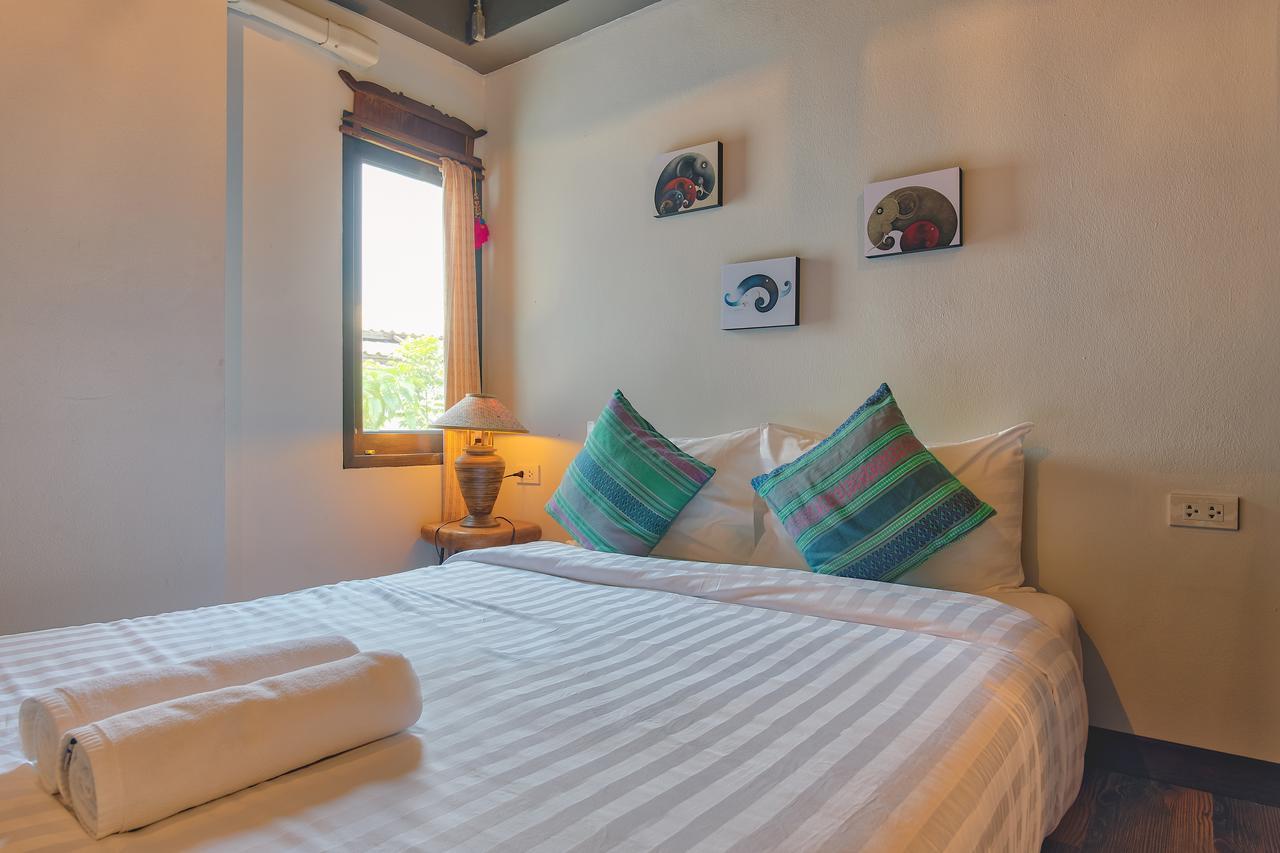 33 Poshtel (Adults Only) Hotel Chiang Mai Exterior foto