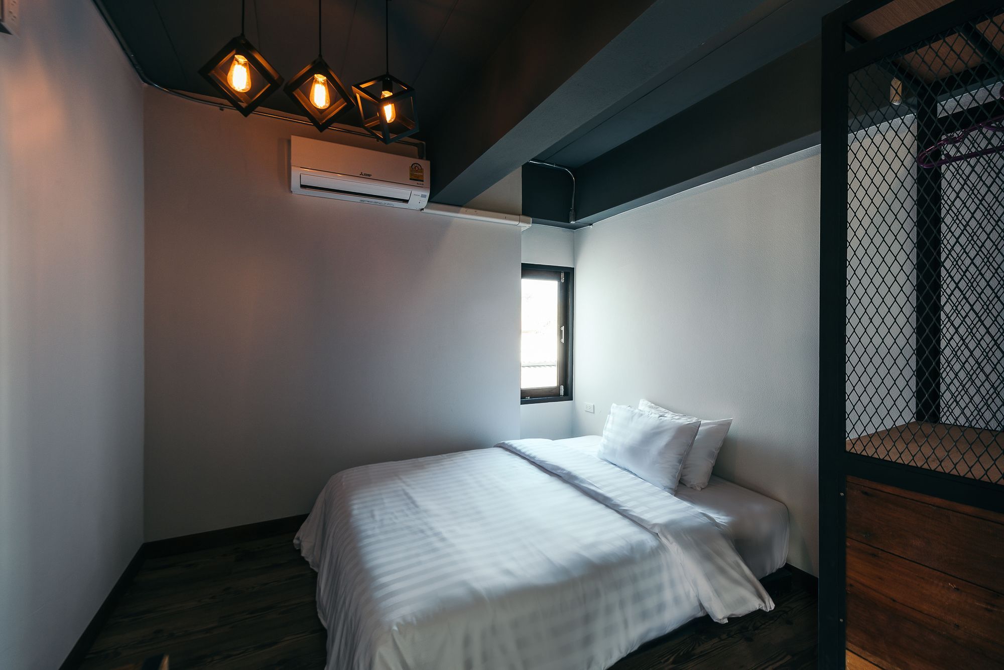 33 Poshtel (Adults Only) Hotel Chiang Mai Exterior foto